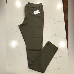 NWT Rue 21 Olive Pants Size Medium